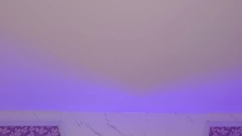 Snapshot of miamontoya chatting on October 4, 1:09 pm Mia   -5 7001400 Follow  online show from October 4, 1:09 pm