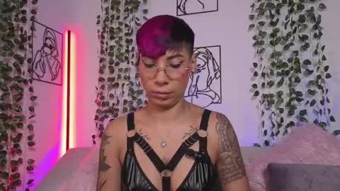 Mia Morgann online show from May 7, 2:44 pm