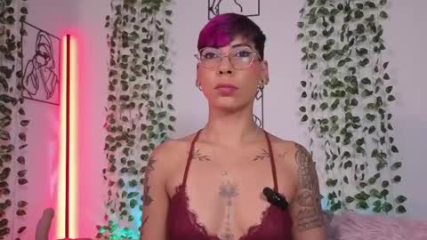Mia Morgann online show from May 13, 2:14 pm