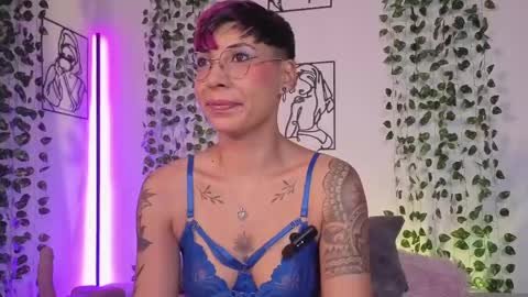 Mia Morgann online show from May 27, 2:36 pm