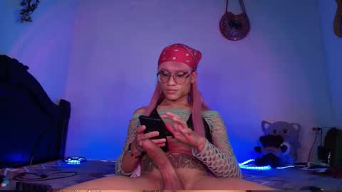 Snapshot of miancuntydoll chatting on November 26, 6:53 pm MianCuntyDoll online show from November 26, 6:53 pm