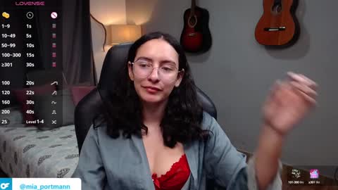 MIAPORTMANN online show from January 24, 3:13 pm