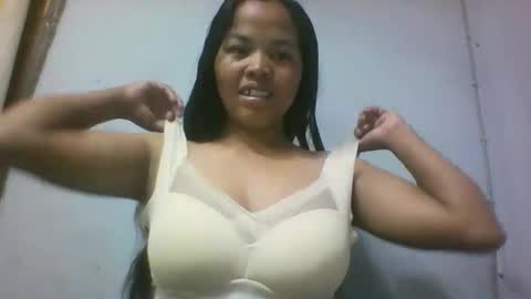 miarii online show from February 15, 6:10 am