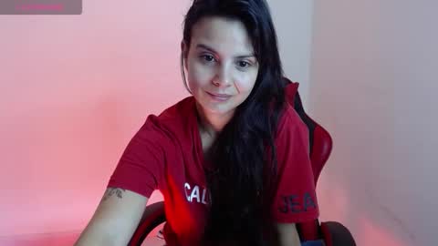 miarobinn_ online show from November 22, 10:47 am