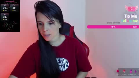 miarobinn_ online show from November 29, 9:12 am