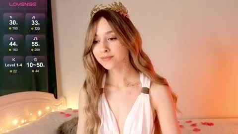 Mia online show from October 27, 7:23 am