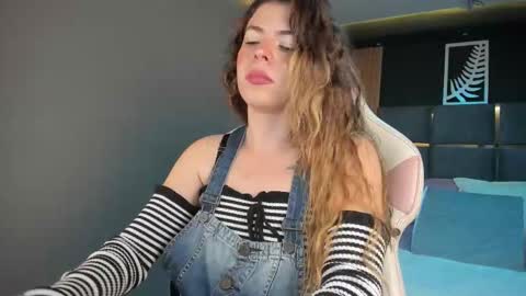 miatorres4 online show from October 25, 3:58 am