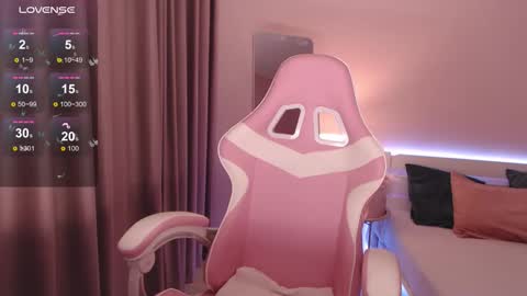 Snapshot of miatory chatting on November 21, 6:17 pm Sofia online show from November 21, 6:17 pm