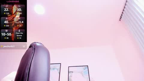 Snapshot of miavegas1 chatting on January 18, 1:26 pm Mia Vegas online show from January 18, 1:26 pm