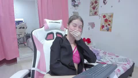  Chloe  online show from January 14, 5:30 am