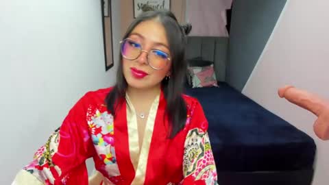 Snapshot of miawils_ chatting on February 28, 3:26 am M I A W I L S online show from February 28, 3:26 am