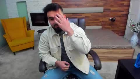 MicahLane online show from December 22, 5:26 am