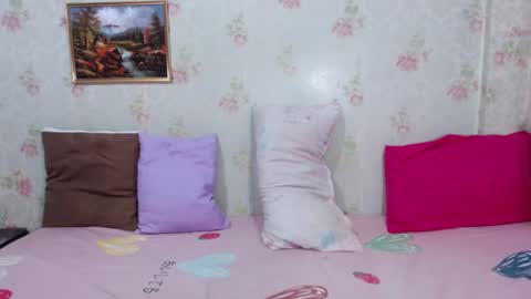 Snapshot of micasantos chatting on January 19, 2:38 pm micasantos online show from January 19, 2:38 pm