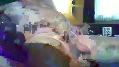 Snapshot of micha_48 chatting on January 20, 8:19 am Micha online show from January 20, 8:19 am