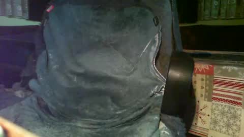 Snapshot of micha_48 chatting on February 25, 2:14 am Micha online show from February 25, 2:14 am