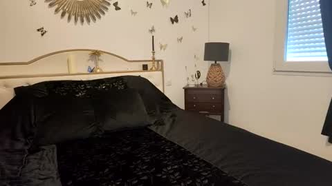 Snapshot of michael666c chatting on October 15, 11:54 am michael666c online show from October 15, 11:54 am