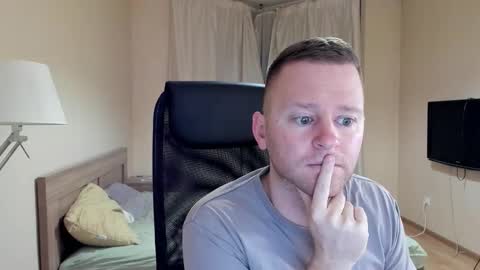 Michael Birkin online show from October 19, 3:51 am