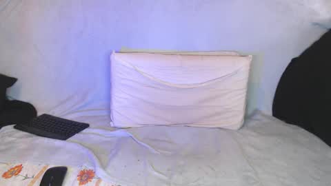 Snapshot of michael_danymans chatting on October 17, 8:17 am Michael online show from October 17, 8:17 am