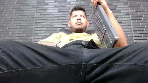 Michael Daviss online show from January 17, 6:33 pm