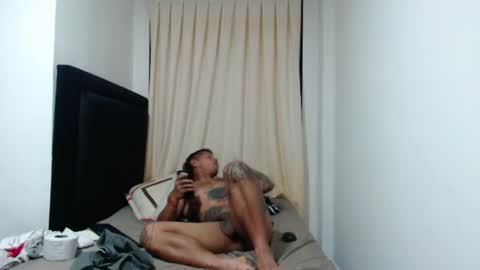 Snapshot of michael_daviss1 chatting on June 9, 10:54 pm Michael Daviss online show from June 9, 10:54 pm