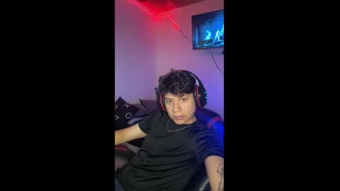 Snapshot of michael_kendall0 chatting on January 30, 8:21 pm michael independent model  online show from January 30, 8:21 pm