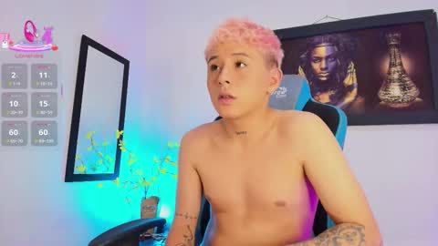 michael_lopez_1 online show from March 8, 9:29 pm