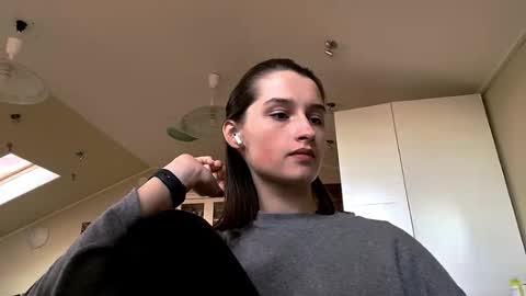 Emily online show from October 3, 2:25 pm