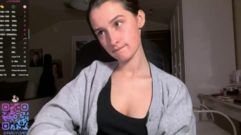 Emily online show from April 24, 6:10 pm
