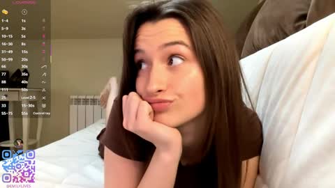 Snapshot of michael_pors chatting on May 16, 2:49 pm Emily online show from May 16, 2:49 pm
