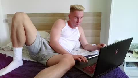 Snapshot of michael_sexdevil chatting on May 20, 11:49 am michael_sexdevil online show from May 20, 11:49 am