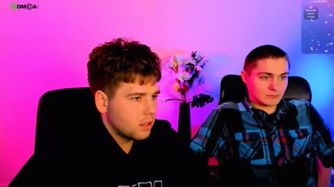 Snapshot of michael_strong_ chatting on December 15, 9:46 am Your Michael online show from December 15, 9:46 am