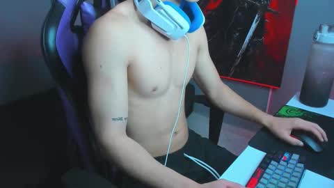 Snapshot of michael_twink18 chatting on September 23, 5:10 am Michael online show from September 23, 5:10 am