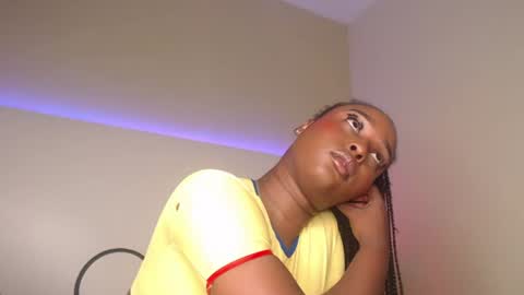 Snapshot of michaelacox chatting on July 7, 5:50 pm Michel online show from July 7, 5:50 pm