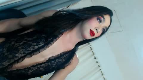 Snapshot of michaelagoddess chatting on May 8, 12:05 am michaelagoddess online show from May 8, 12:05 am