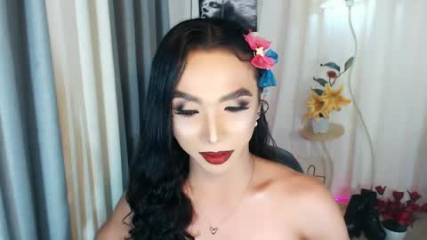 Snapshot of michaelagoddess chatting on May 25, 3:51 pm michaelagoddess online show from May 25, 3:51 pm