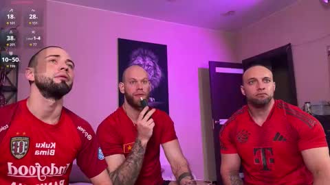 Snapshot of michaelbradley_for_u chatting on March 18, 6:11 pm michaelbradley_for_u online show from March 18, 6:11 pm