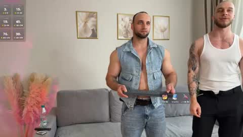 Snapshot of michaelbradley_for_u chatting on July 2, 10:43 am michaelbradley_for_u online show from July 2, 10:43 am