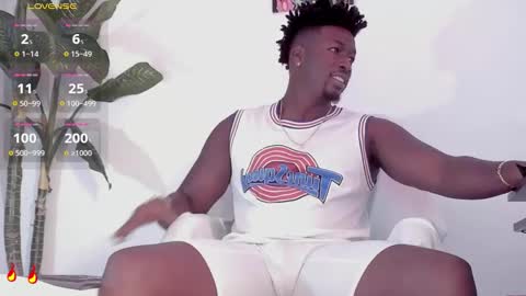 Michaell online show from December 2, 7:09 pm