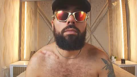Snapshot of michaell_twink chatting on May 20, 8:59 pm Michaell online show from May 20, 8:59 pm