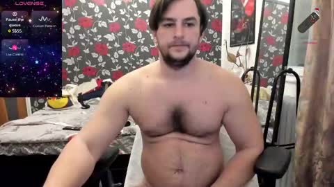 Snapshot of michaelragnar90 chatting on January 12, 11:17 am michaelragnar90 online show from January 12, 11:17 am