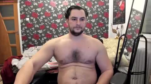 Snapshot of michaelragnar90 chatting on January 14, 3:36 pm michaelragnar90 online show from January 14, 3:36 pm