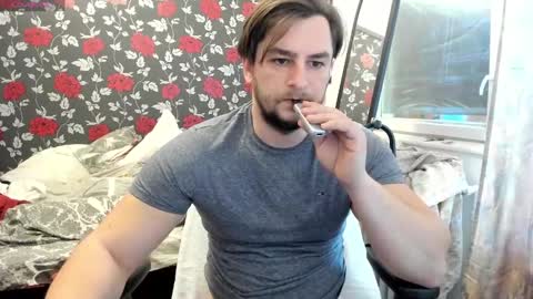 Snapshot of michaelragnar90 chatting on January 16, 9:37 am michaelragnar90 online show from January 16, 9:37 am