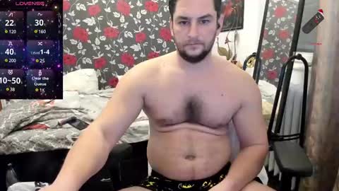 Snapshot of michaelragnar90 chatting on January 18, 1:40 pm michaelragnar90 online show from January 18, 1:40 pm