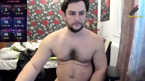 Snapshot of michaelragnar90 chatting on January 29, 10:05 am michaelragnar90 online show from January 29, 10:05 am