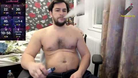 Snapshot of michaelragnar90 chatting on February 1, 8:39 am michaelragnar90 online show from February 1, 8:39 am