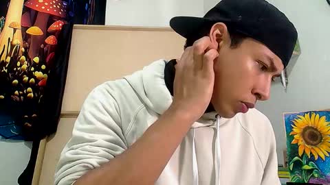 Snapshot of michaelstones chatting on December 20, 9:00 pm michaelstones online show from December 20, 9:00 pm