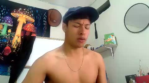 Snapshot of michaelstones chatting on June 21, 11:46 am michaelstones online show from June 21, 11:46 am
