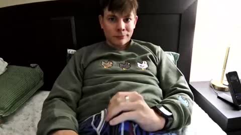Snapshot of michaeltwinkboy chatting on June 21, 5:04 pm michaeltwinkboy online show from June 21, 5:04 pm