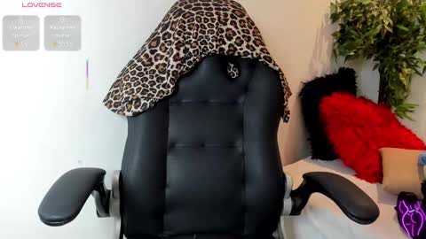 michel_lopez18 online show from September 9, 10:59 am