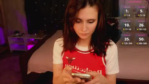 Snapshot of michel_momsen chatting on June 17, 12:18 pm Michel online show from June 17, 12:18 pm